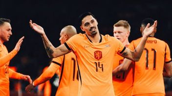 荷兰国家队以2-1击败挪威国家队，蒂贾尼·雷因德斯成为决定者