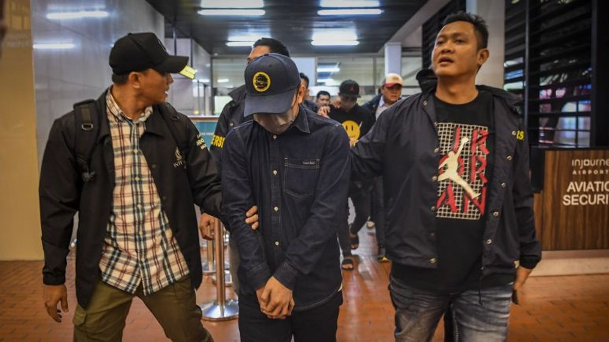 Pramono-Rano Bantah Pelaku Judi Online Inisial T Bagian Tim Media Pemenangan