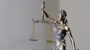 Mengenal Rechtvinding dan Contoh Kasus Penemuan Hukum oleh Hakim