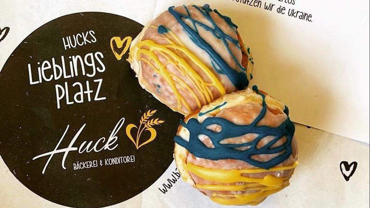 Russia's Invasion Of Ukraine: This Bakery Offers Peace Donuts, All Proceeds For Refugee Children