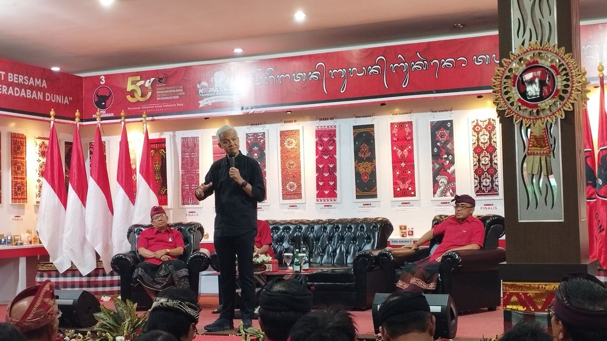 Ganjar Pranowo 市民在Jokowi 去Gianyar Bali时不想离开的故事