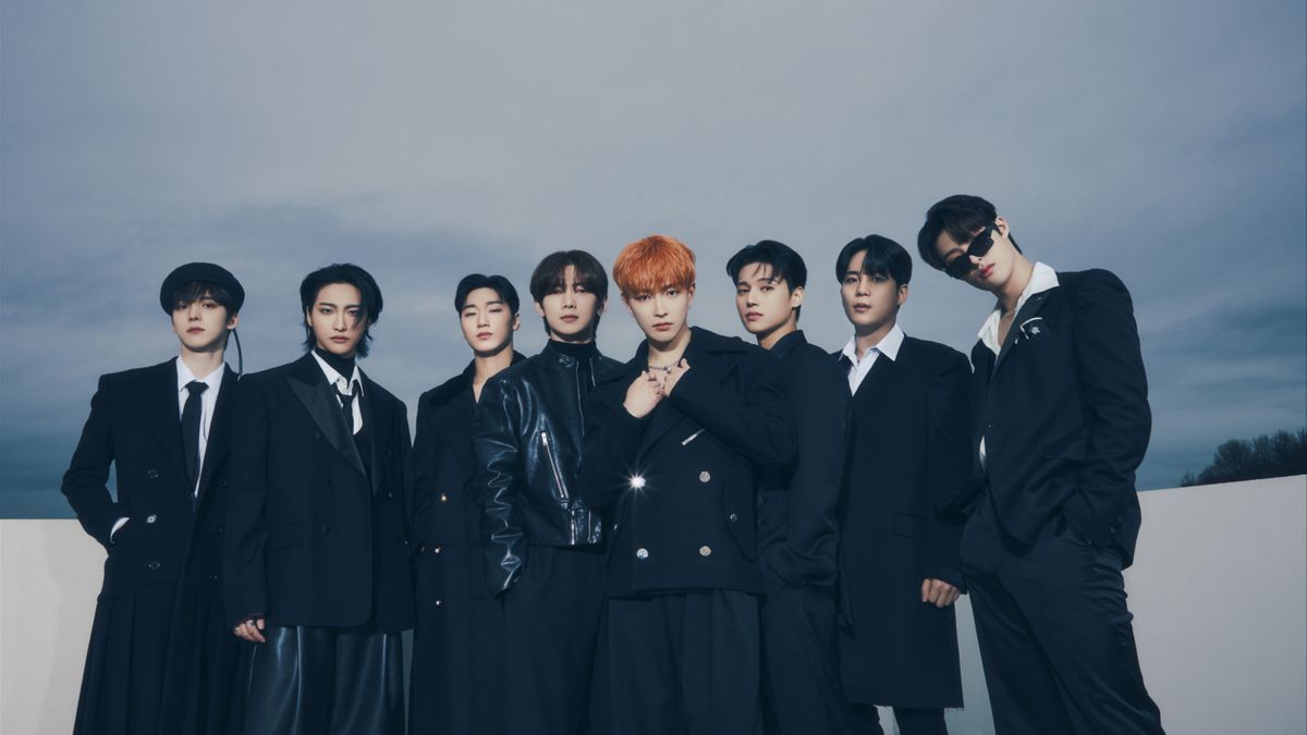 منذ أسبوع ، باع ألبوم ATEEZ الجديد 1.1 مليون قطعة!