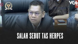 VIDEO: Bahas Kasus Ferdy Sambo, Adies Kadir Salah Sebut Tas Herpes