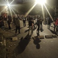 Polisi Periksa 16 Orang Kasus Ambulans NasDem Dibakar saat Ricuh di Pettarani Makassar
