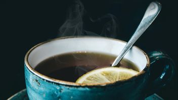 3 Jenis Makanan yang Sebaiknya Tidak Dikonsumsi Bersama Teh