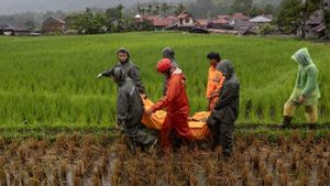 Korban Meninggal Banjir di Agam Sumbar Menolak Dievakuasi