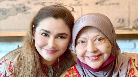 Senior Actress Mieke Widjaja Dies At 82 Years Old