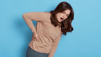 女性的腰痛是卡南吗?来吧,在这里找出原因