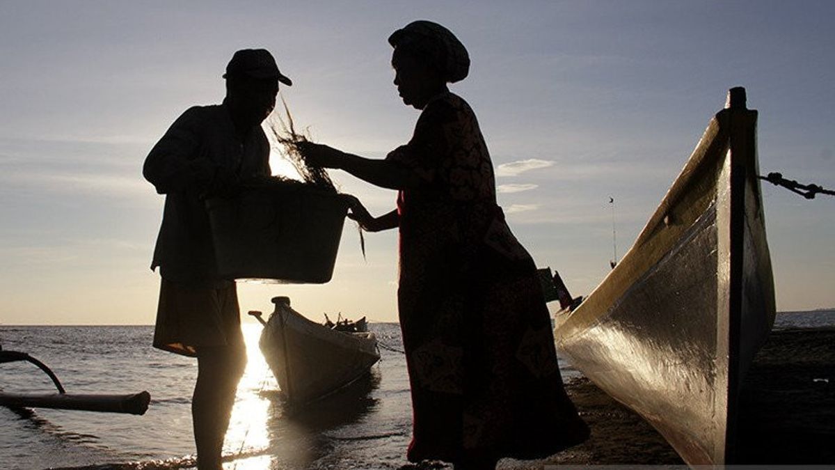 Bujuk Nelayan Bayar PNBP demi Kesejahteraan, Menteri Trenggono: Hati Saya Menangis Lihat Nelayan Tidak Maju