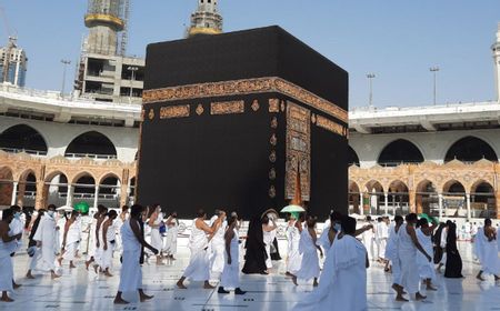 Bacaan Doa Melihat Ka'bah dan Adab yang Harus Dilakukan