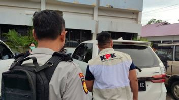 KPK Geledah Kantor Disnakertrans Bengkulu Usai OTT