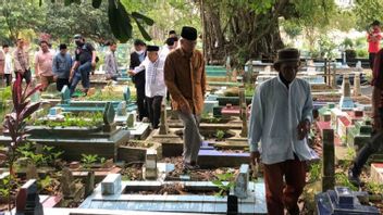 Pimpinan Gontor Pusat Takziah ke Makam Almarhum Santri yang Tewas Dianiaya