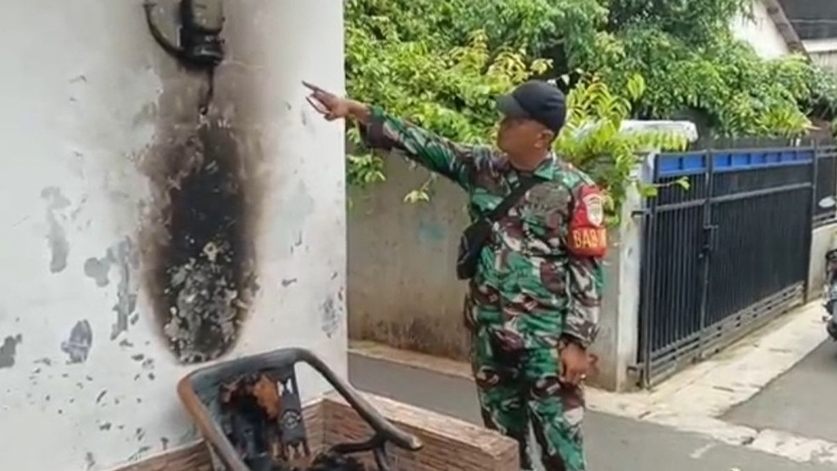 Dua Rumah Warga Duren Sawit Diteror, Meteran Listrik Dibakar Orang Tak Dikenal