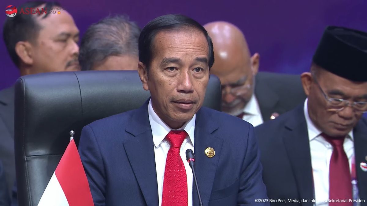 President Jokowi: ASEAN Must Be Able To Work Harder, Compact, Dare And Gesit