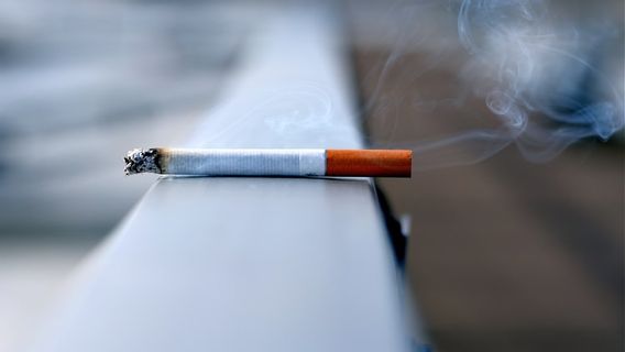 First Time Study Proves Smoking And Cancer Link In History Today, January 11, 1964