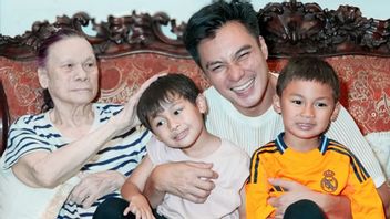 Baim Wong Grateful For His Son To See His Father's Last Moment Before He Died