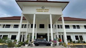 Eks Kepala Bappeda NTB Amry Rakhman Diperiksa Kejari Terkait Dugaan Korupsi Penyertaan Modal Perusda