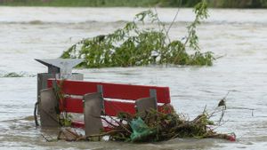 Hujan Ekstrem di China Utara Tewaskan 13 Orang, 5 Lainnya Hilang