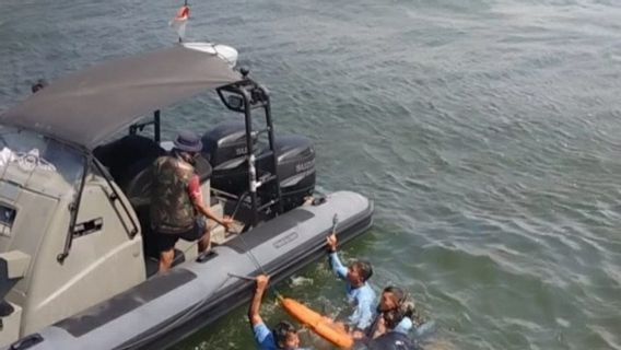 Kapal Tenggelam di Tanjung Priok, Tiga Orang Meninggal Karena Tak Bisa Renang