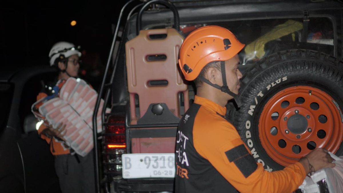 Tanggap Darurat DMC dan Dompet Dhuafa Jawa Barat Bantu Korban Gempa Bumi Bandung