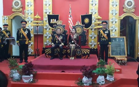 Mulanya, Keraton Agung Sejagat Bernama Laskar Merah Putih