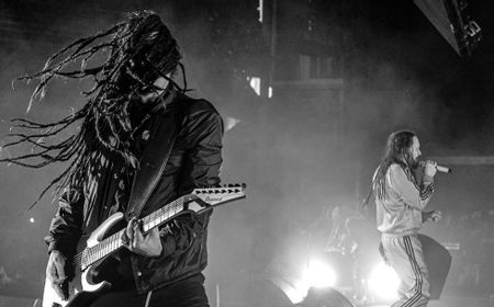 KoRn Suguhkan Penampilan Spesial dengan Amy Lee di Konser Istimewa