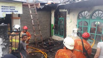 Une Maison Vide Dans La Région De Cipinang Muara Incendiée, Les Responsables Disent Que Les Pertes Ont Atteint 200 Millions De Roupies
