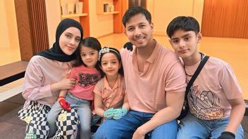 'Rapor Ramadan' Ala Fairuz A Rafiq Bikin Anak Semangat Ibadah