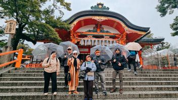 ハウリダースペースの旅行からの排他的なプライベートトリップで日本でイードの休日を祝う
