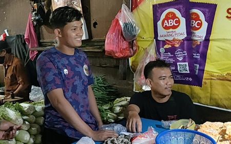 Pedagang dan Pengunjung Pasar Rawasari Cempaka Putih Banyak yang Tidak Pakai Masker, Satpol PP Langsung Beri Sanksi