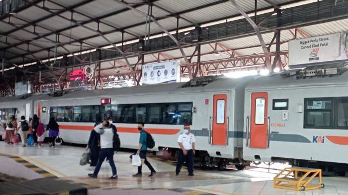 Puncak de l’écoulement de Mudik, 24 000 passagers sont arrivés à la gare de Daop 6 de Yogyakarta