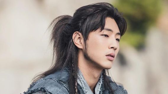 Ji Soo Quits From The Drama 'River Where The Moon Rises', And Will Be Replaced By Na In Woo According To Romors