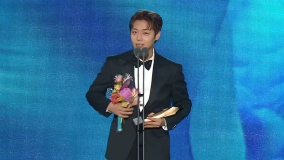 Park Ji Hoon hingga <i>The King’s Warden</i>, Daftar Pemenang Baeksang Arts Awards 2026!