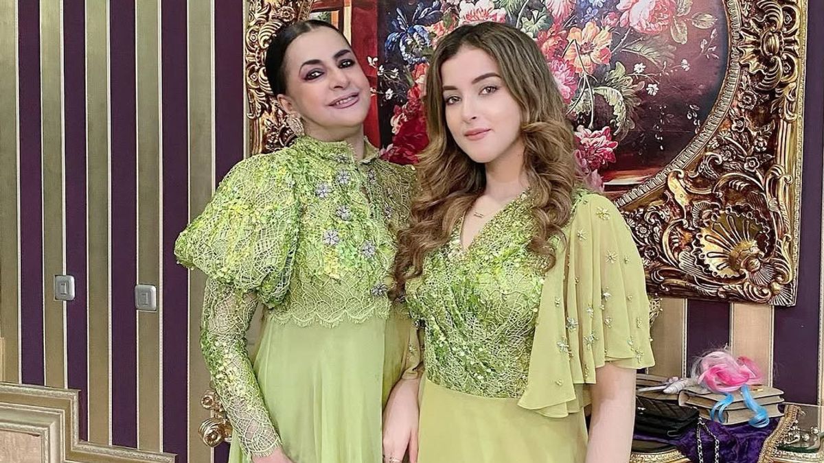 Tasya Farasya在Melawan Ahmad Assegaf的离婚听证会上介绍了母亲和五名证人