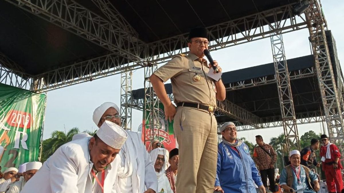 Le polémique Anies Baswedan utilise l’uniforme ASN à la réunion 212 dans la mémoire d’aujourd’hui, 2 décembre 2019