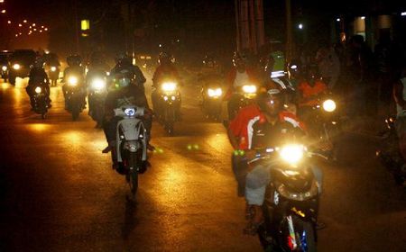 Polisi Larang Warga Bermain Petasan dan Konvoi Sahur On The Road