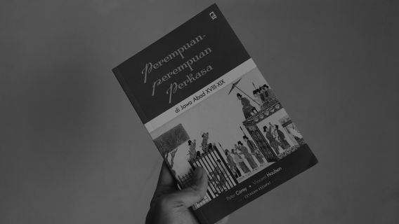 Resensi Buku <i>Perempuan-Perempuan Perkasa</i>–Kesetaraan dalam Kisah Ratu Kidul hingga Nyi Ageng Serang