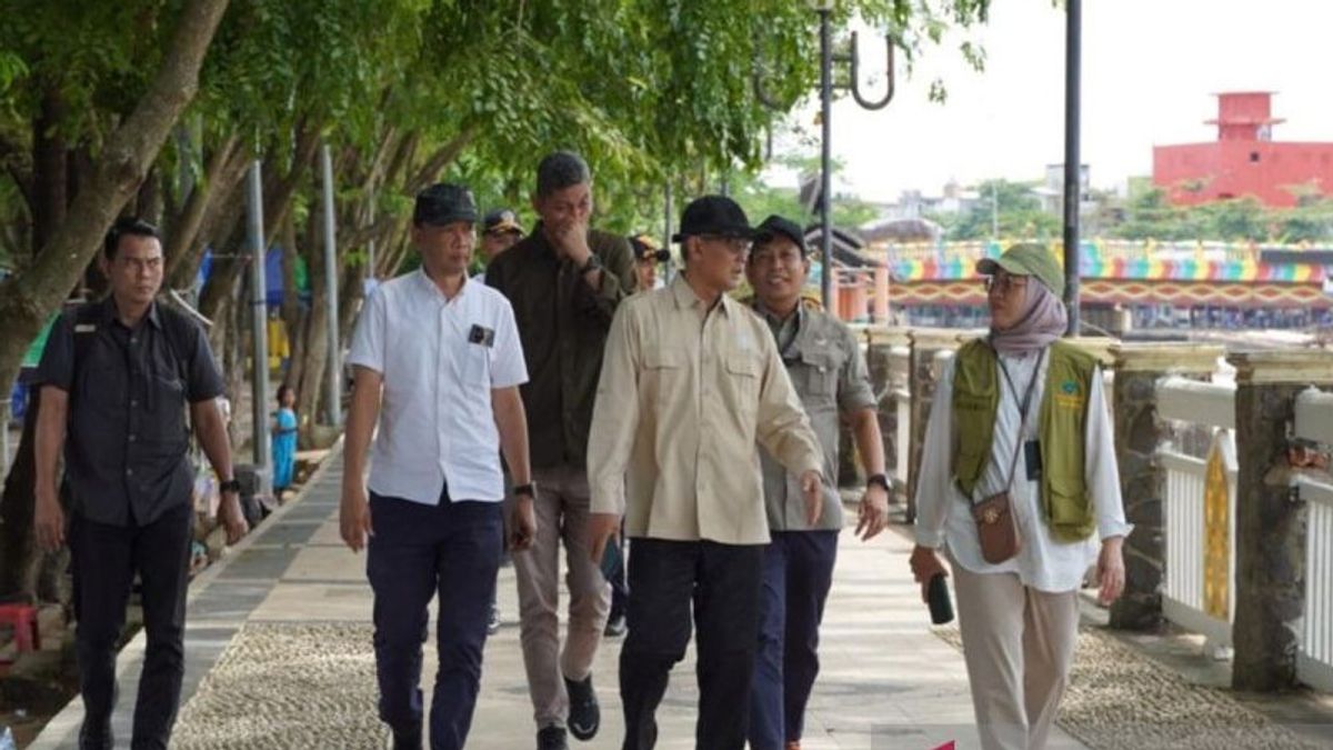 South Kalimantan Department Of Environment Identify Problems Of Pollution Of The Martapura River