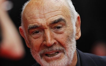 Pistol Sean Connery di Film James Bond Dr. No Dilelang