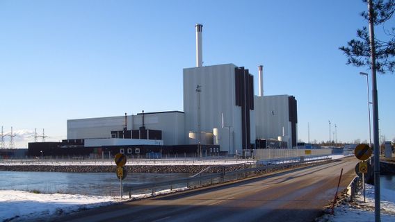 Des Patrouilles Et Des Hélicoptères Se Déploient, La Police Suédoise Traque Un Drone Survolant La Centrale Nucléaire De Forsmark