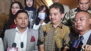 Rampung Diperiksa, Roy Suryo Dicecar 18 Pertanyaan dan Bongkar Data Pemilik Akun Meme Stupa Wajah Jokowi yang Dilaporkan