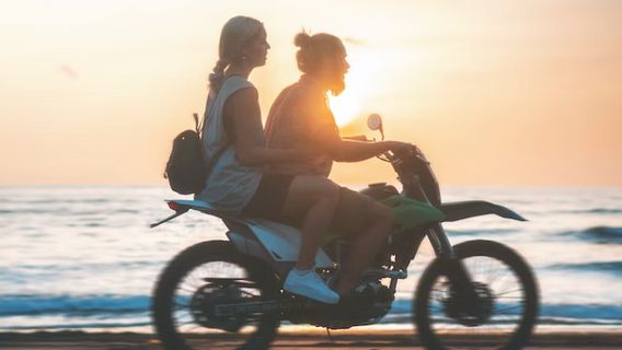 جمعية بالي لتأجير الدراجات النارية تحتج بشدة على سياسة كوستر المتمثلة في منع السياح الأجانب من استئجار الدراجات النارية