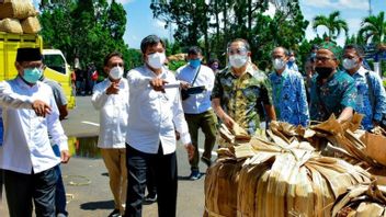 Ministry Of Industry Appreciates Gudang Garam Cigarette Producer Owned By Conglomerate Susilo Wonowidjojo For Optimizing Local Tobacco Absorption