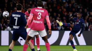 Dembele marque un but, le PSG se maintient en tête du classement après avoir battu Toulouse