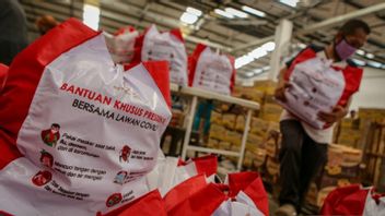 Era Jokowi Anggaran Bansos Makin Besar, tapi Angka Kemiskinan Cuma Turun 2,3 Persen