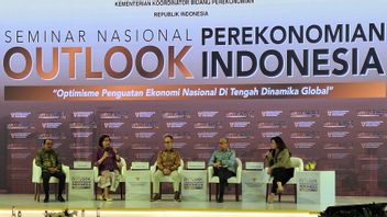 スリ・ムリヤニは、インドネシア経済が将来5パーセント成長するだろうと楽観的です:2024年にレンブがないようにする