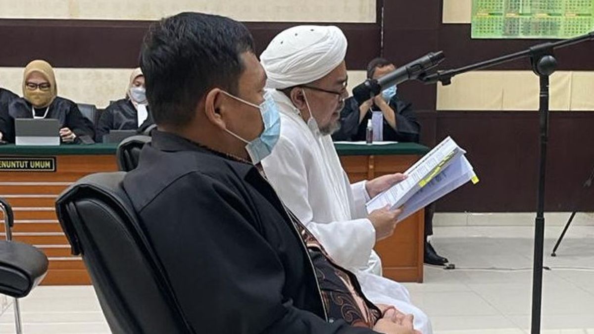 Rizieq Shihab Protes dan Sebut Tuntutan Jaksa Sadis dan Tidak Bermoral