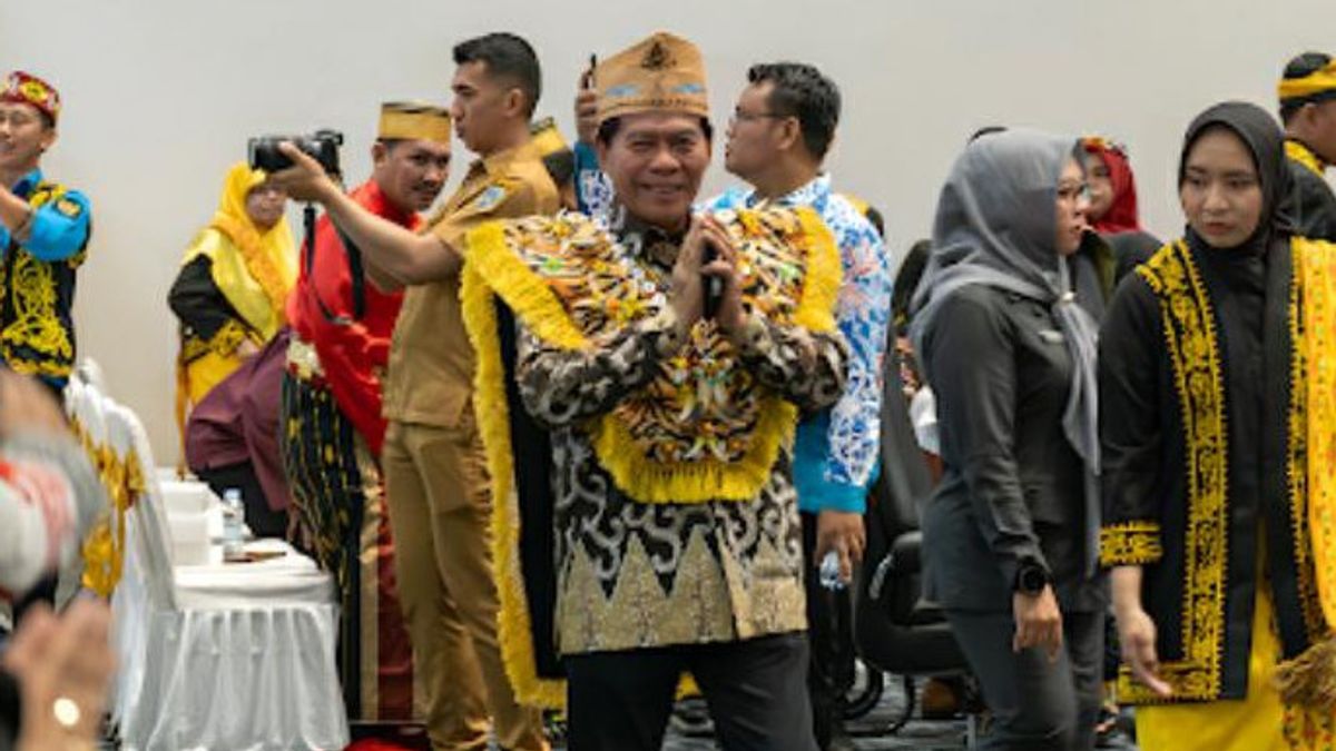 The Governor Of Kaltara Explains The Achievement Of Achievements In The DPRD Special Plenary