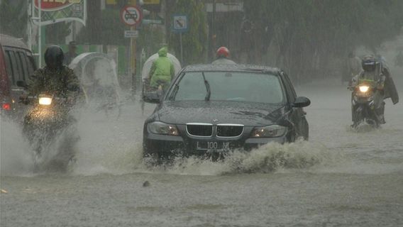 BMKG 预测,大多数印度尼西亚大城市都有可能下雨