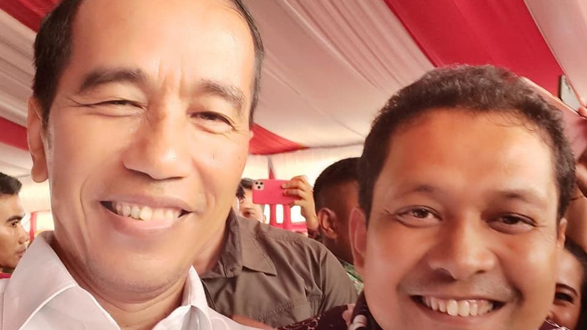 When Four Ministers Jokowi 'Scattered' In Economy Class